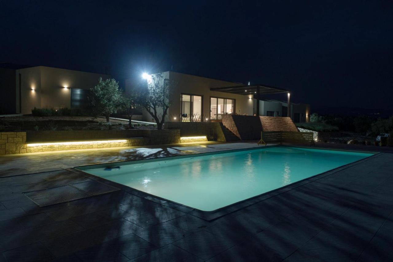 Assos Villas Corinth Eksteriør billede
